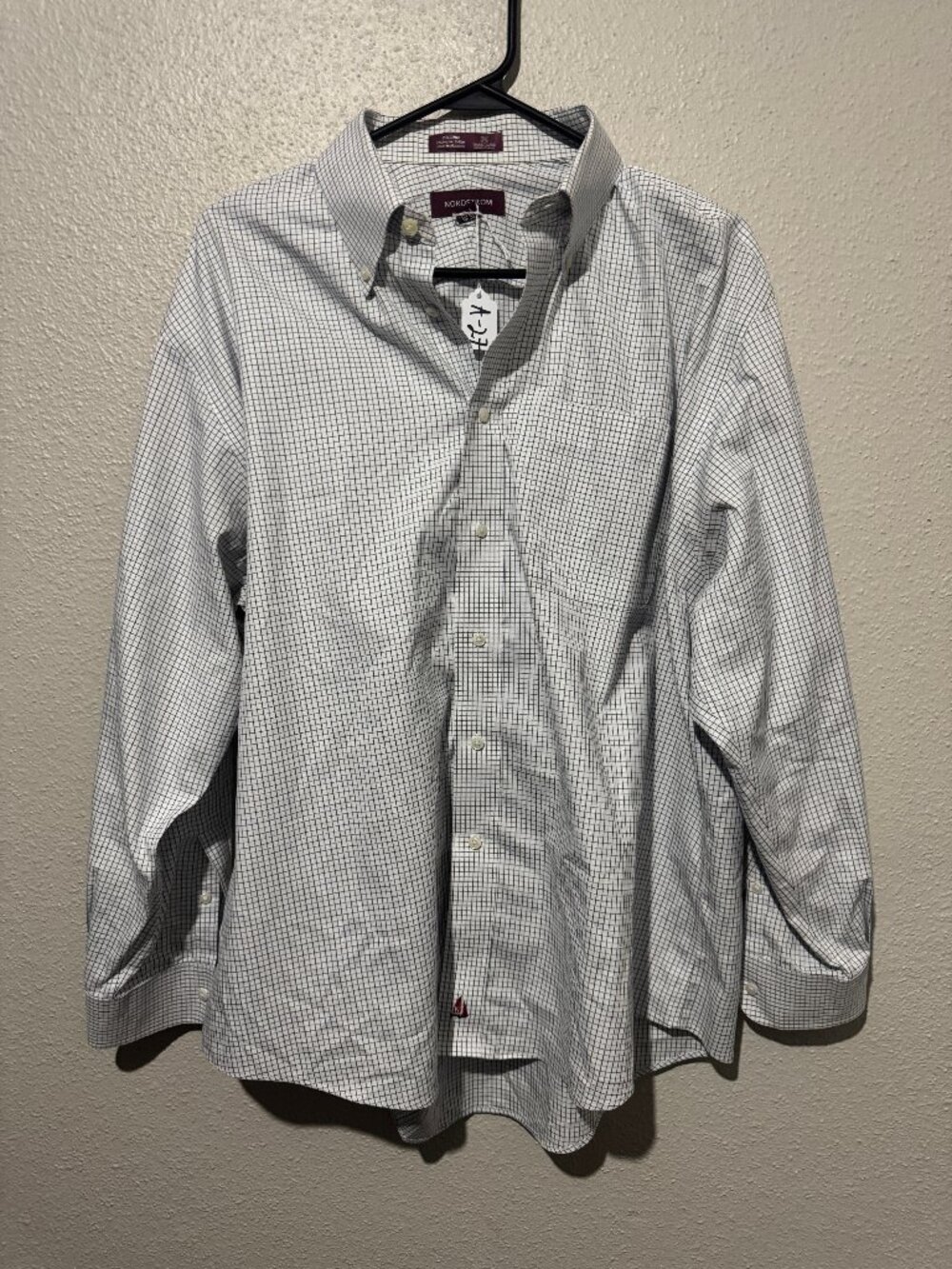Nordstrom men’s long-sleeve button-down